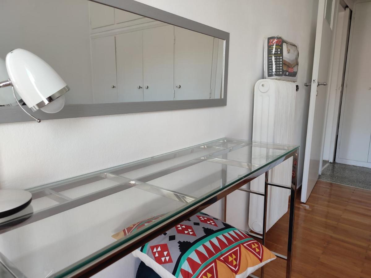 Vironos Extra Bright Apartment - Front Park And Monastery Atina Dış mekan fotoğraf
